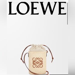 BRAND NEW IN BOX Loewe Square Pocket in Iraca Palm and Calfskin